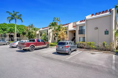 5222 NE 6th Ave #E34, Oakland Park, FL 33334