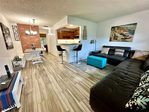 5 Lake Vista Trl #204, Port Saint Lucie, FL 34952
