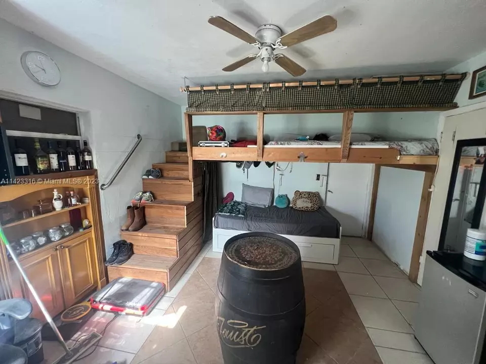  2466 NW 93rd Ter, Miami, FL 33147 photo 8
