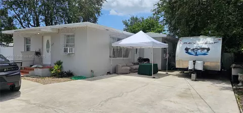 2466 NW 93rd Ter, Miami, FL 33147