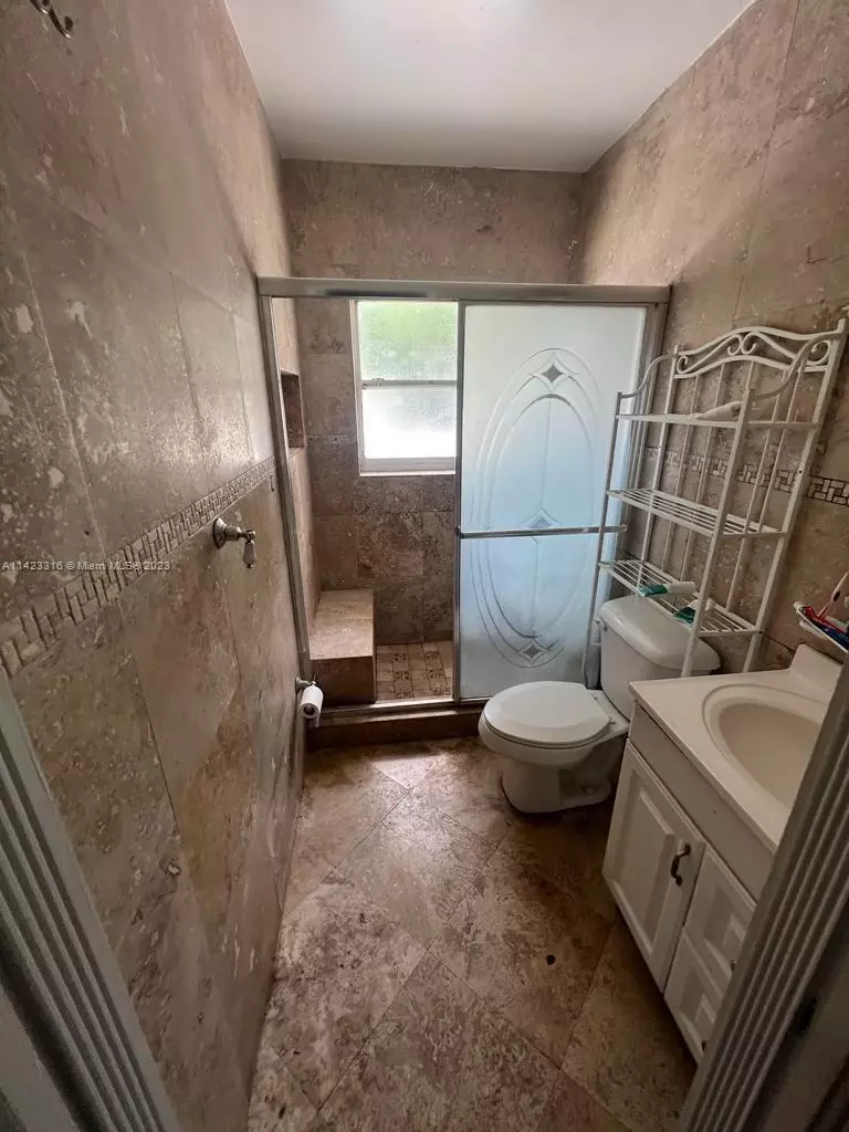  2466 NW 93rd Ter, Miami, FL 33147 photo 5