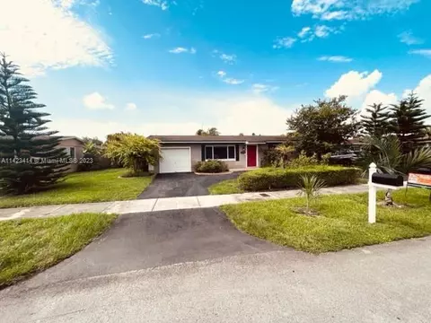 13423 SW 66th Ter, Miami, FL 33183