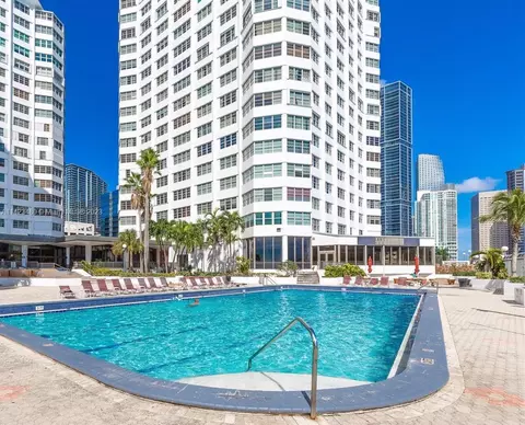 999 Brickell Bay Dr #1508, Miami, FL 33131