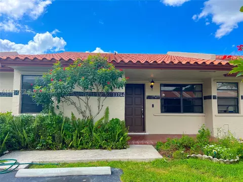 11254 SW 58th St, Cooper City, FL 33330