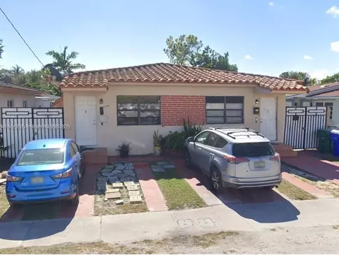 3340 NW 17th St, Miami, FL 33125
