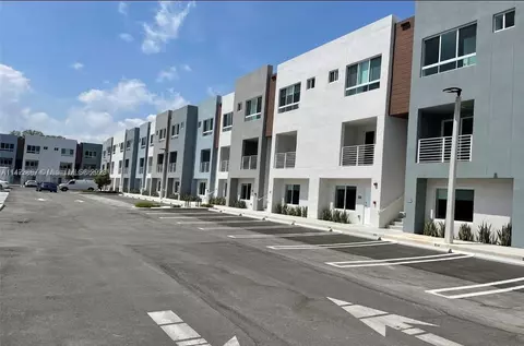 Undisclosed, Miami, FL 33180