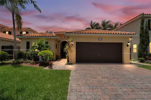 1840 NE 35th Ave, Homestead, FL 33033