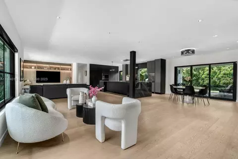 185 S Hibiscus Dr, Miami Beach, FL 33139