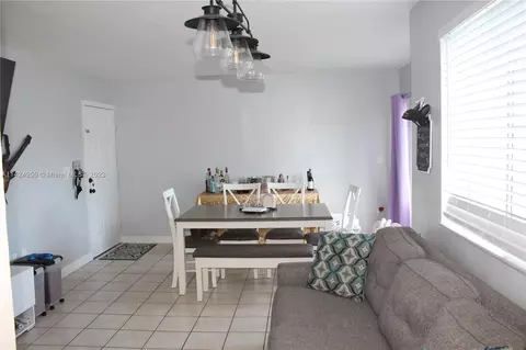 6208 SW 131st Pl #102, Miami, FL 33183
