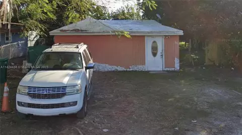 1013 NE 5th Ave, Homestead, FL 33030