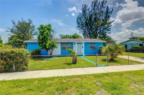 3100 NW 205th Ter, Miami Gardens, FL 33056