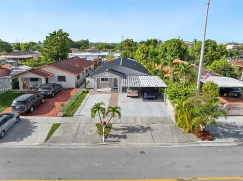 456 E 43rd St, Hialeah, FL 33013 photo 2