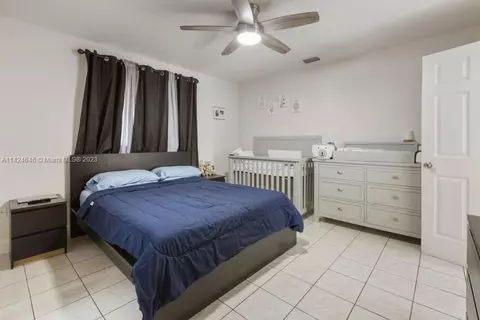 456 E 43rd St, Hialeah, FL 33013 photo 12