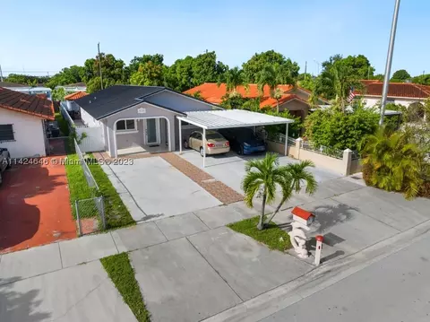 456 E 43rd St, Hialeah, FL 33013 photo 1