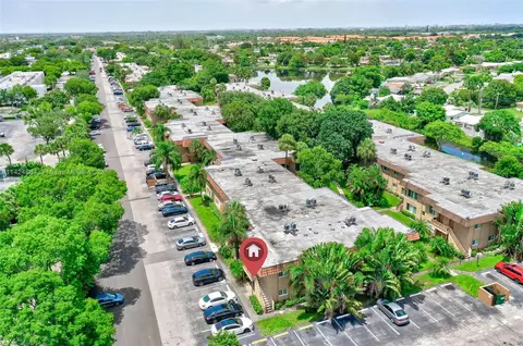 2400 NW 39th Way #104, Lauderdale Lakes, FL 33311