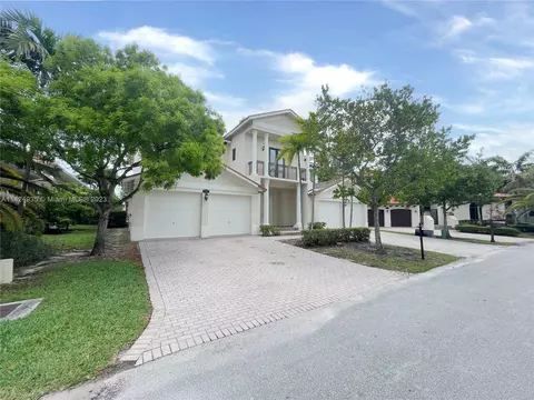 19527 SW 79th Ct, Cutler Bay, FL 33157