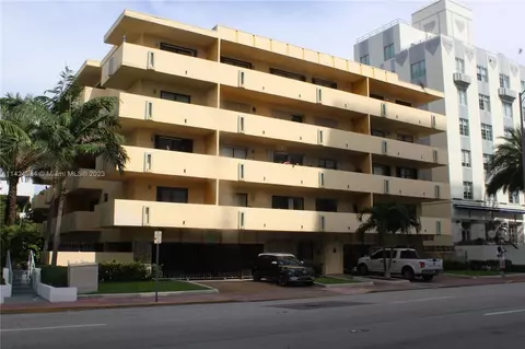2924 Collins Ave #303, Miami Beach, FL 33140