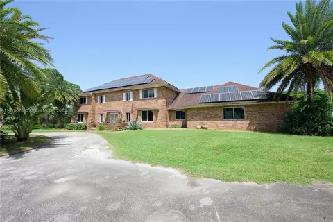 26151 SW 197th Ave, Homestead, FL 33031