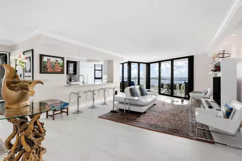 2000 Towerside Ter #1702, Miami, FL 33138