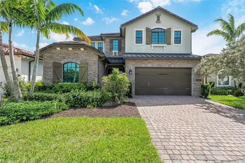 1129 SW 113th Way, Pembroke Pines, FL 33025