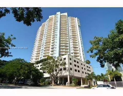 2475 Brickell Ave #2402, Miami, FL 33129 photo 24