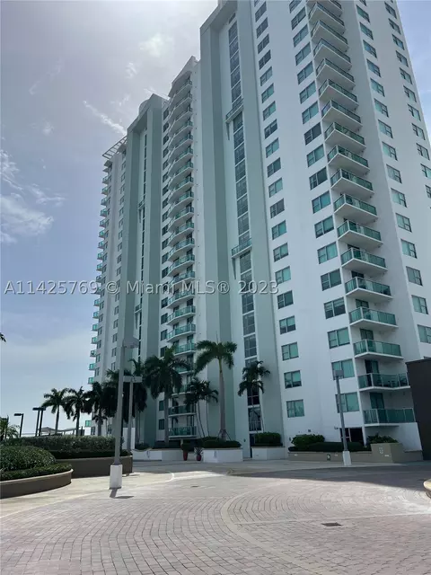 2681 N Flamingo Rd #2403S, Sunrise, FL 33323