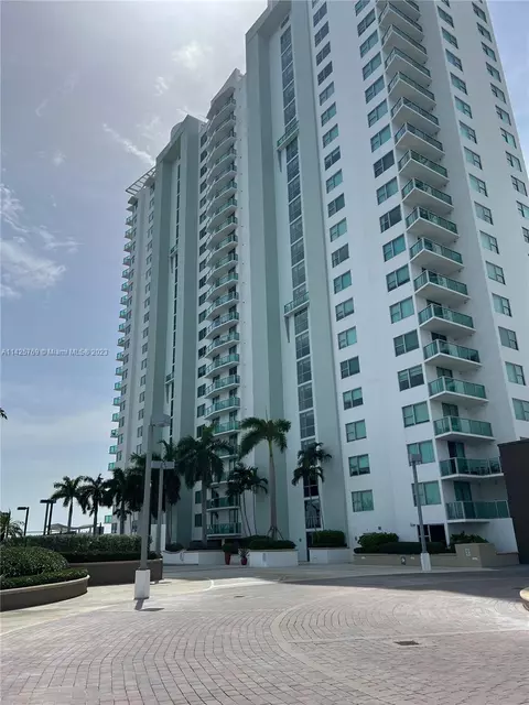 2681 N Flamingo Rd #2403S, Sunrise, FL 33323