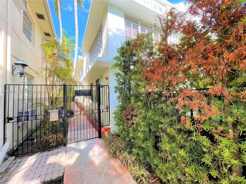 1616 Michigan Ave #18, Miami Beach, FL 33139