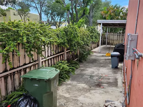Undisclosed, Hialeah, FL 33014 photo 5
