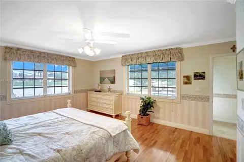 14020 Cypress Ct, Miami Lakes, FL 33014 photo 14