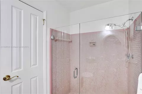 14020 Cypress Ct, Miami Lakes, FL 33014 photo 15