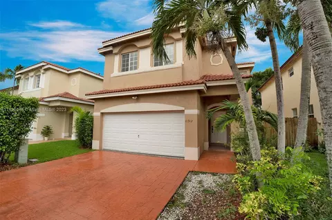 11312 NW 43rd Ter, Doral, FL 33178