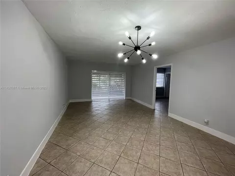 13707 Kendale Lakes Cir #114, Miami, FL 33183