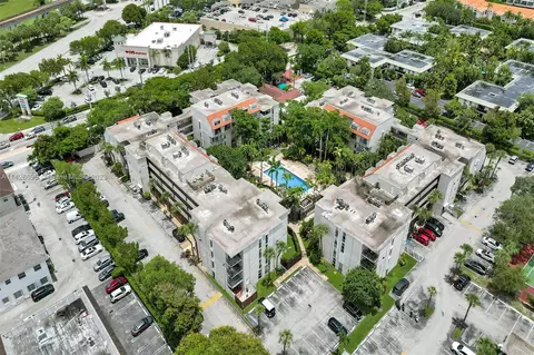 6900 N Kendall Dr #A108, Pinecrest, FL 33156