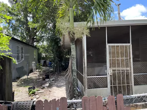 10556 W Sandalfoot Blvd W, Boca Raton, FL 33428