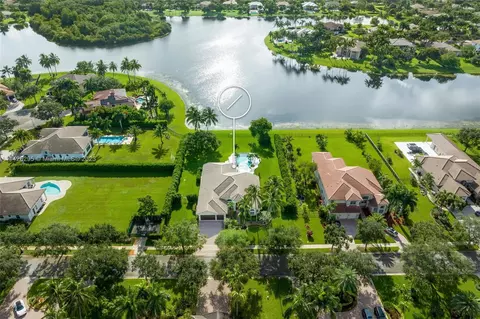 3698 Gulfstream Way, Davie, FL 33328