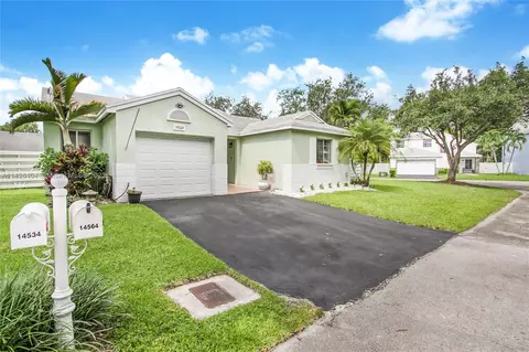 14564 SW 144th Ter, Miami, FL 33186