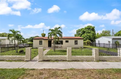 2820 NW 155th Ter, Miami Gardens, FL 33054
