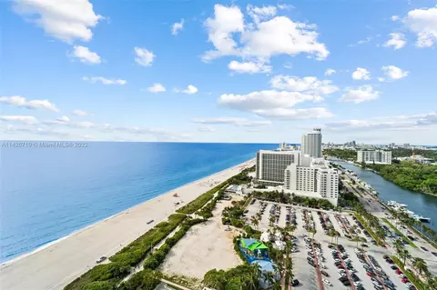 4775 Collins Ave #3004, Miami Beach, FL 33140