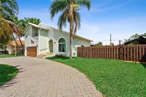 10421 SW 66th Ter, Miami, FL 33173