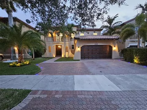 3166 SW 155th Ave, Miami, FL 33185