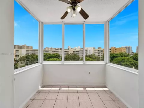 250 180th Dr #510, Sunny Isles Beach, FL 33160