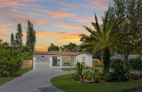 11935 NE 11th Pl, Biscayne Park, FL 33161