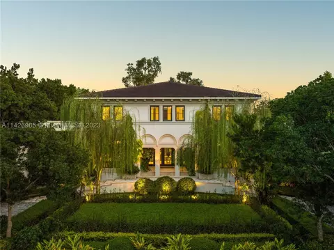 125 Solano Prado, Coral Gables, FL 33156