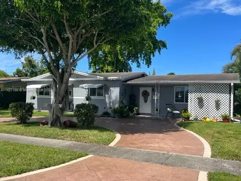 230 N 69th Ave, Hollywood, FL 33024