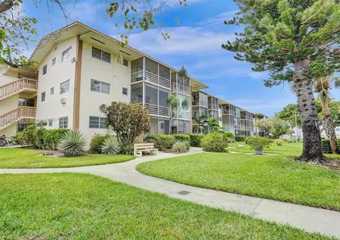 17090 NE 14th Ave #315, North Miami Beach, FL 33162