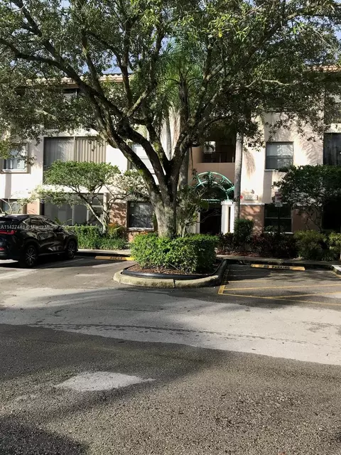 4250 NW 30th St #156, Coconut Creek, FL 33066