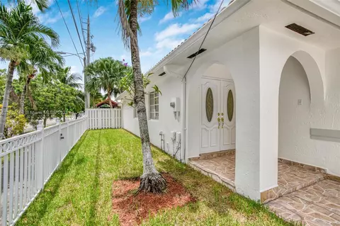 3202 W 77th Pl, Hialeah, FL 33018 photo 23
