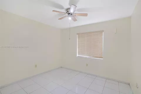 3202 W 77th Pl, Hialeah, FL 33018 photo 15
