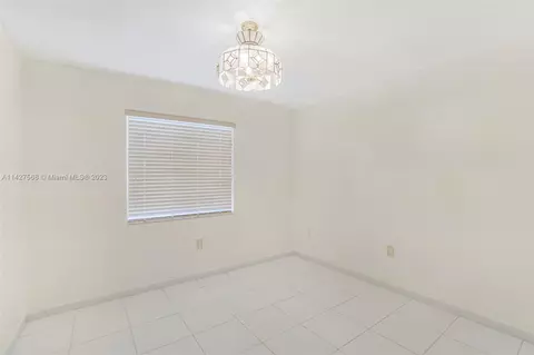 3202 W 77th Pl, Hialeah, FL 33018 photo 16